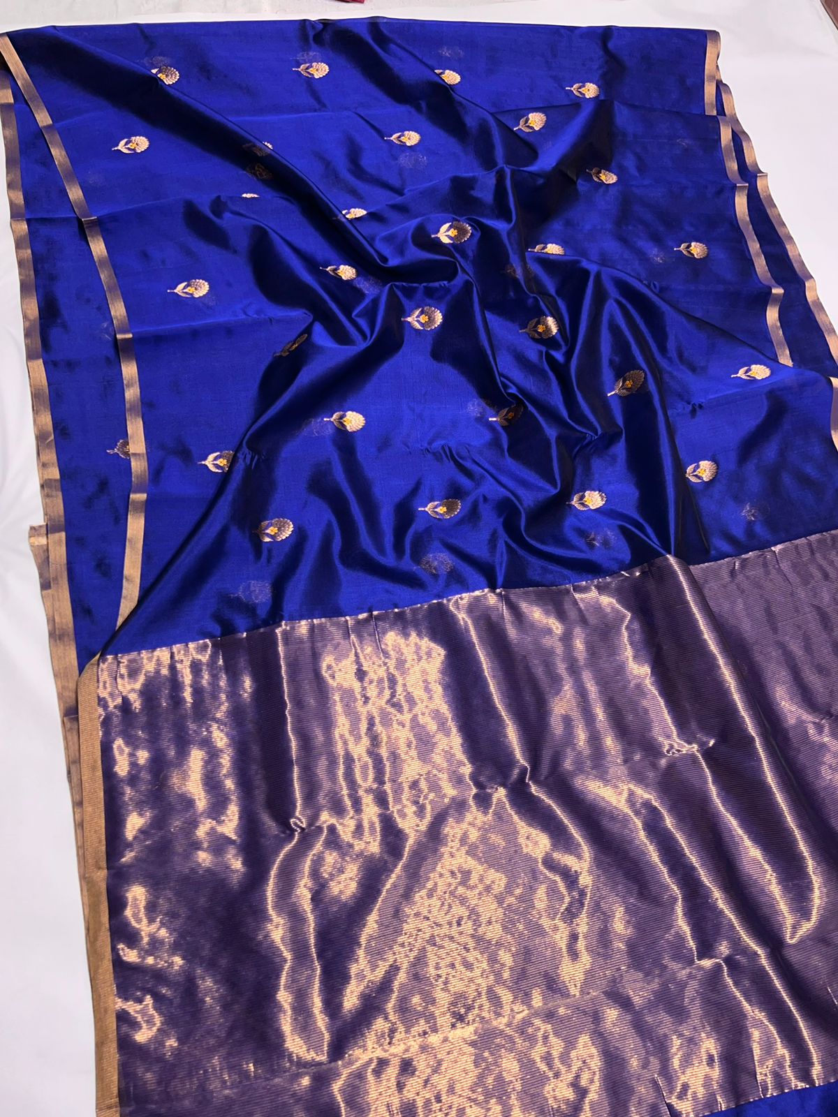 Pure Chanderi Silk Saree : Handloom Woven