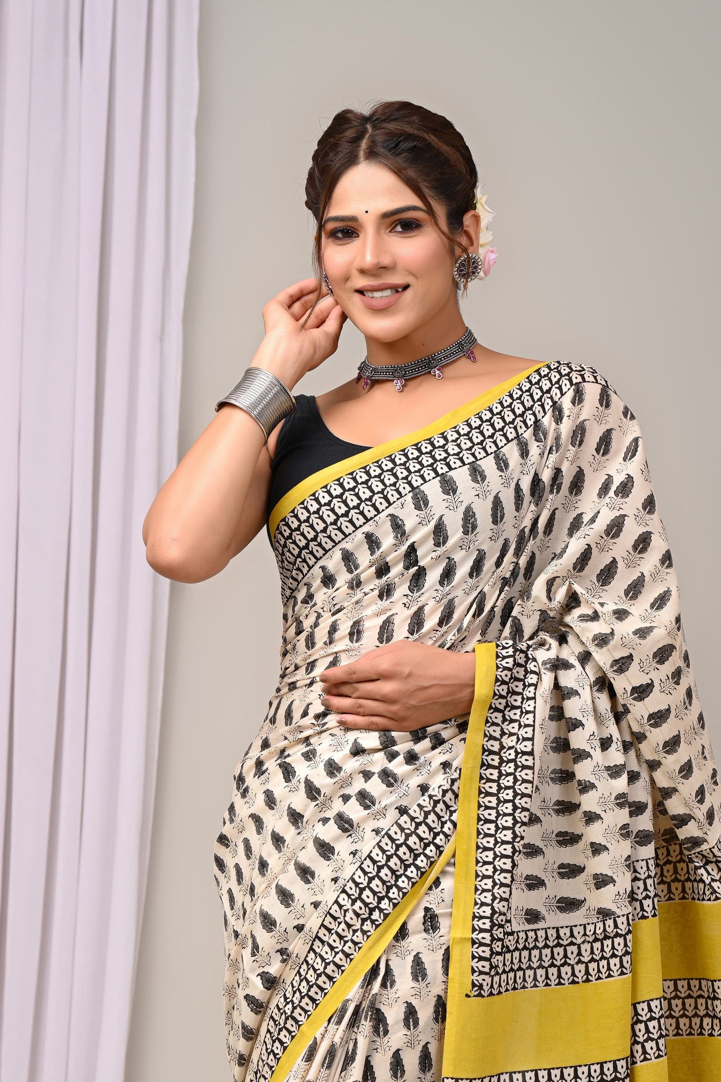 Mulmul Cotton Saree