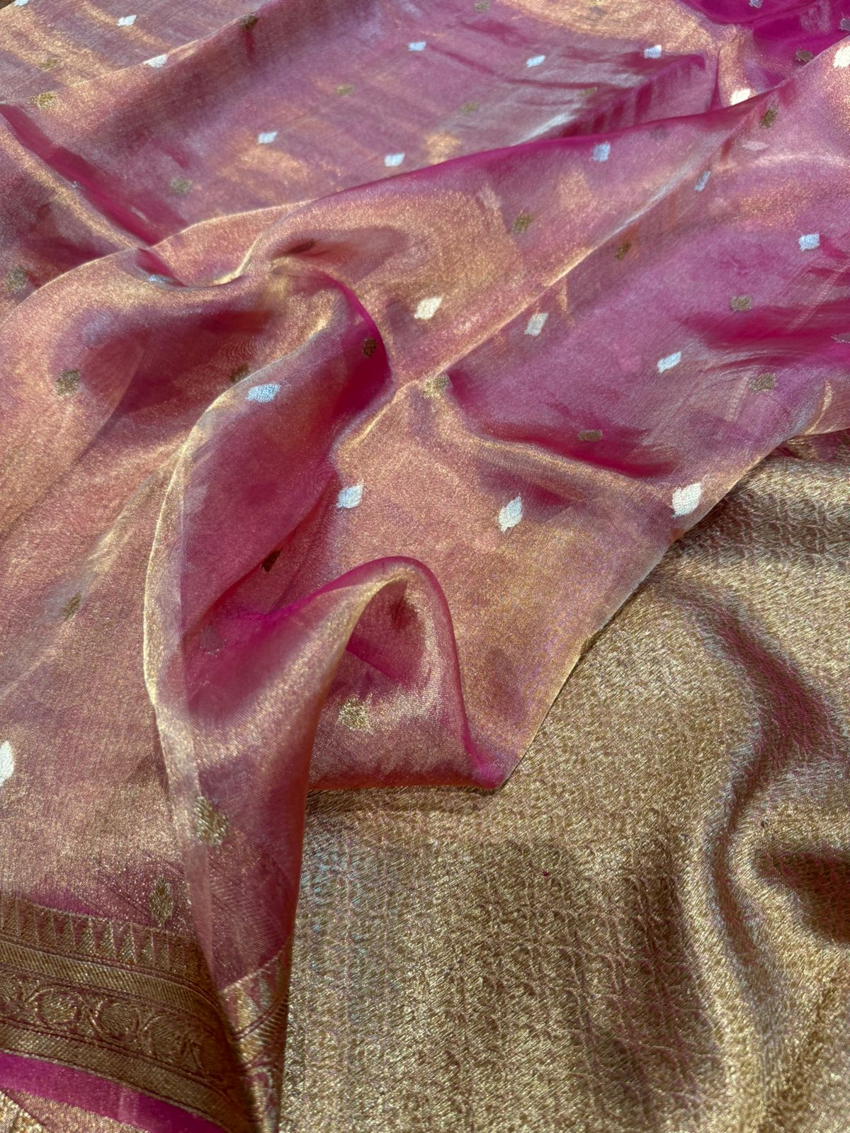 Pure Tissue Silk Saree : Antique Zari